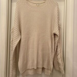 Elegant Cream Ribbed Sweater